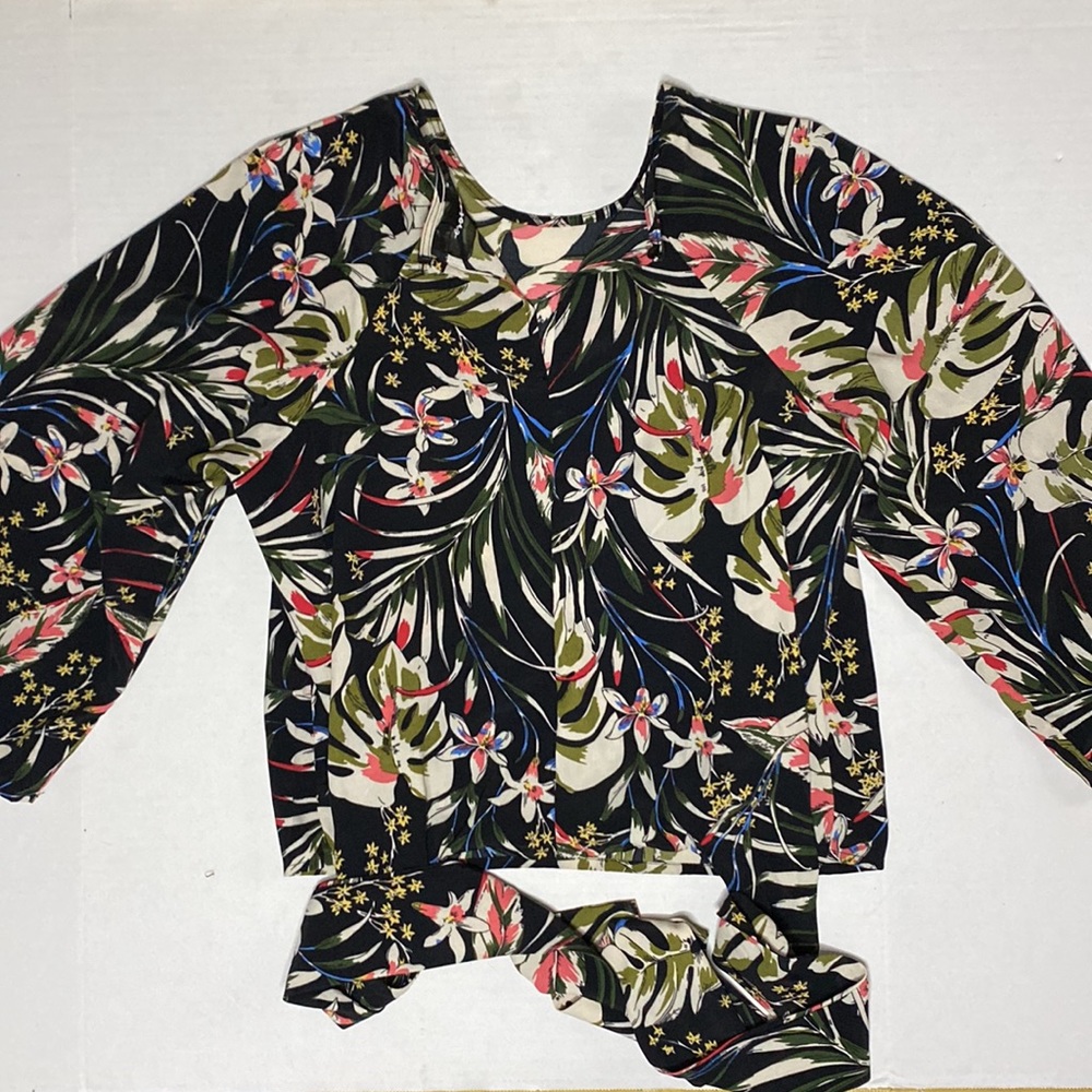CODE x MODE Crop Top - XS
